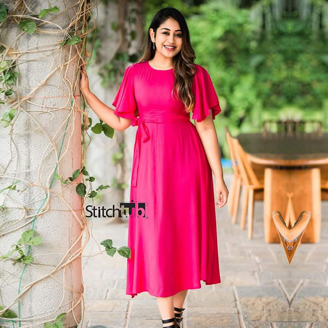 ROSE PETALOS RUFFELBDRESS