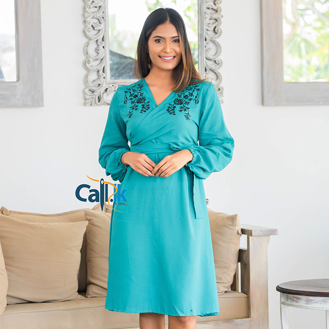 VIRIDIS EMBROIDERY DRESS